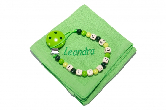 Nuscheli & Nuggikette - mit Namen - grün  