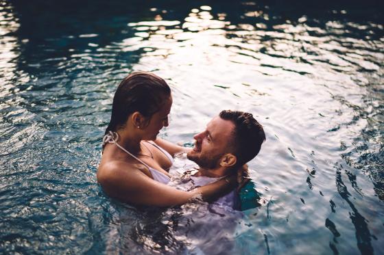 Aufenthalt & Fondue in einem Iglu - 1 Nacht mit Halbpension für 2 Personen 2 