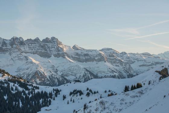 Aufenthalt & Fondue in einem Iglu - 1 Nacht mit Halbpension für 2 Personen 3 