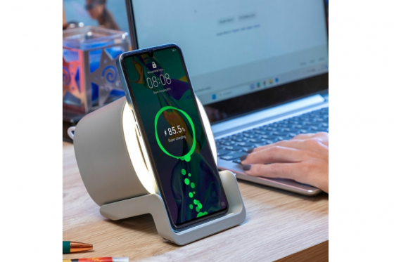 Wireless Charger - mit Lautsprecher 1 