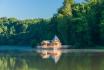 Séjour en cabane flottante & spa - 1 nuit pour 4 personnes avec petit déjeuner  
