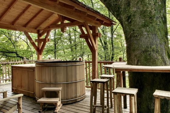 Séjour spa dans les airs - 1 nuit en famille pour jusqu'à 6 personnes avec petit déjeuner 6 