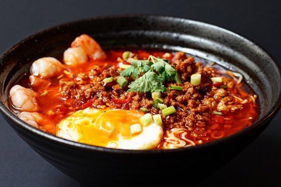 Shanghaier Menü in der Bubble - 3-Gänge Menu in Zürich für 4 Personen 3 