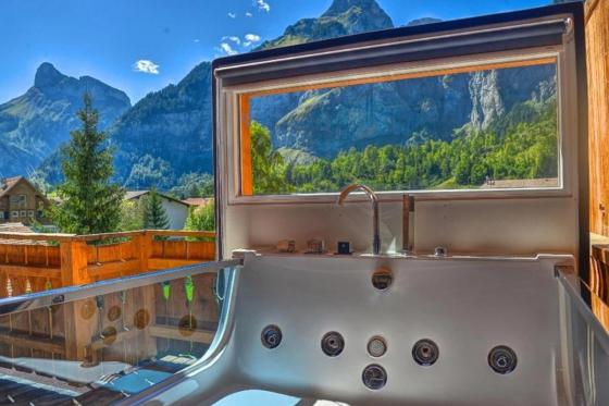 Loveroom Superior mit Whirlpool - inkl. romantisches 4-Gang-Menü für 2 Personen 3 