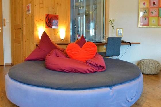 Loveroom Superior mit Whirlpool - inkl. romantisches 4-Gang-Menü für 2 Personen 5 