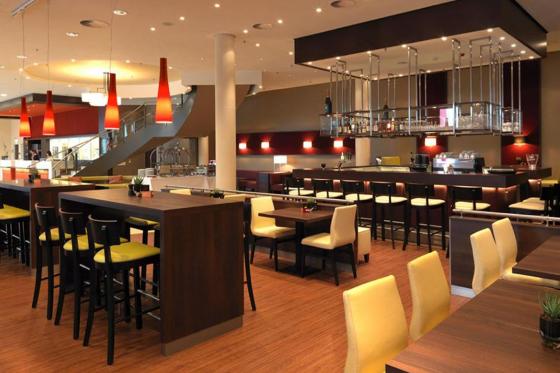 Nuit dans un 4* à Bâle - Entrée à aquabasilea pour la journée et un menu à 3 plats inclus, pour 2 4 