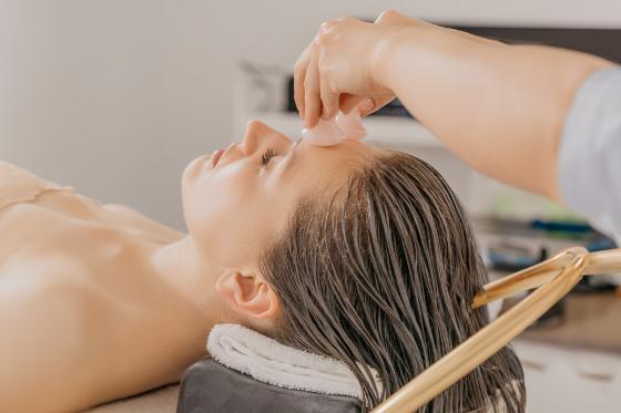 Head spa à Montreux - en formule Rituel Nuova Luna avec brosse massante offerte  