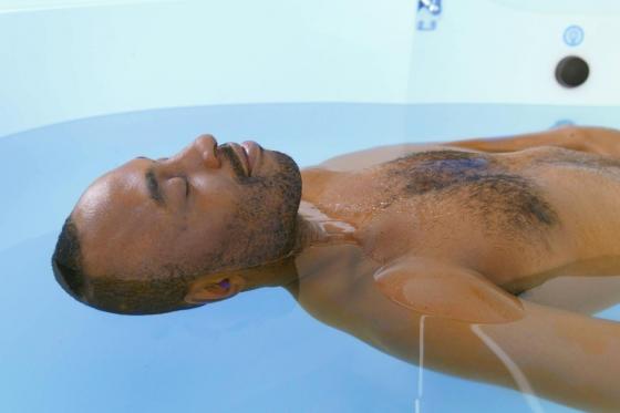 Floating 60 Minuten - inkl. Rückenmassage für 1 Person 3 