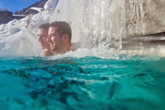 Wellness für 2 Personen - Spa Eintritt & Massage 4 