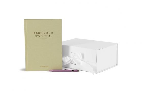 Geschenkset Caran d'Ache inkl. Tagebuch - personalisiert   Geschenkset Caran d'Ache inkl. Tagebuch - personalisiert