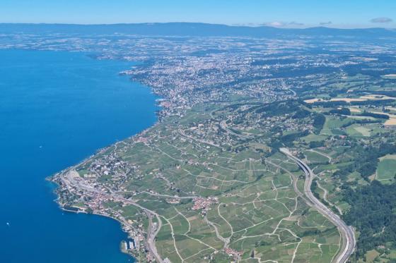 Hélicoptère & Fondue - Vol pour découvrir la région du Léman et fondue pour 2 personnes 8 