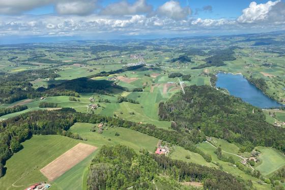 Hélicoptère & Fondue - Vol pour découvrir la région du Léman et fondue pour 2 personnes 9 