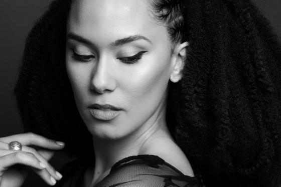 Shooting photo professionnel en couple ou seul(e) - Portrait, photos de couple et photos de grossesse 4 