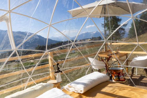 Bubble-Suite Übernachtung - umgeben von Walliser Alpen | wochentags 4 