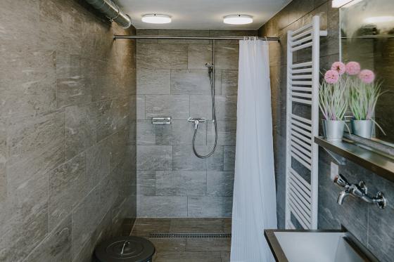 Bubble-Suite Übernachtung - mit Bergfenster inkl. Hotpot für 2 Personen 6 