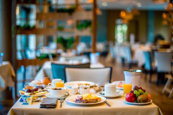 Buffet & Bains à Saillon - Détente et gourmandise pour 2 personnes 1 