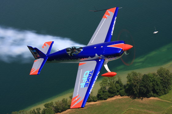 Vol acrobatique - à Bienne-Kappelen 4 