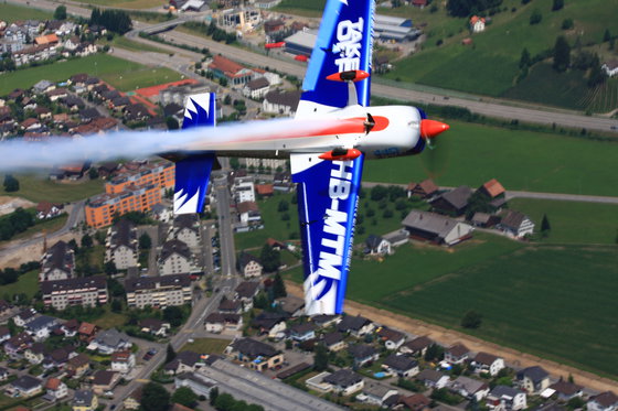 Vol acrobatique - à Bienne-Kappelen 5 