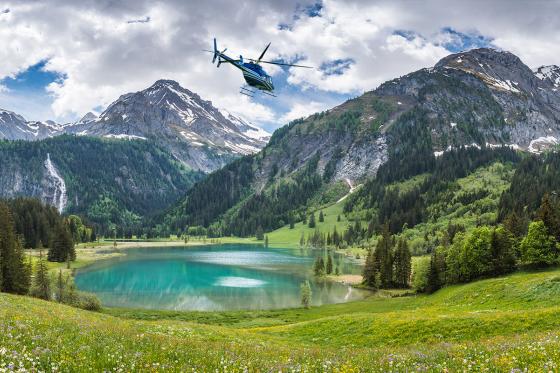 Lac & Alpes depuis Gstaad - Vol de 28 min. en hélicoptère pour 2 personnes 1 