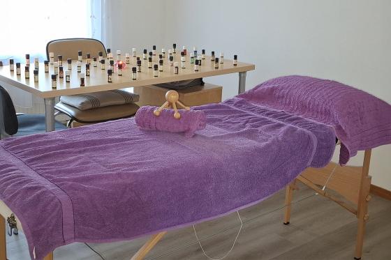 Massage anti-douleur aux huiles essentielles - soulagement et bien-être 2 
