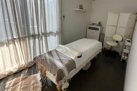 Massage aux huiles essentielles - 30 min. de détente aromatique et relaxation profonde 2 