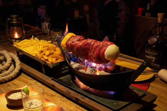 Blackrose Dinner für 2 - 1kg zartes Rindsfilet vom Piraten-Schiffsgrill 2 