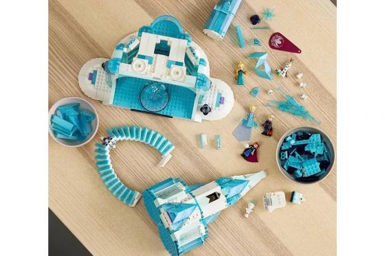 LEGO Le Château de Glace - LEGO 43197 7 