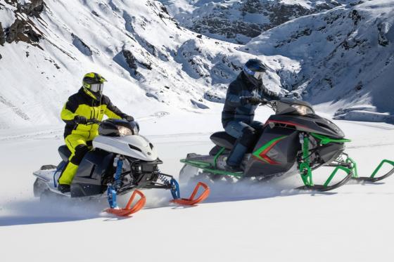 Snowmobile & Fondue für 2 - 30min Schneeaction auf dem Titlis in Engelberg  