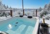 Séjour spa romantique - avec jacuzzi privatif & bouteille de champagne, pour 2 personnes 