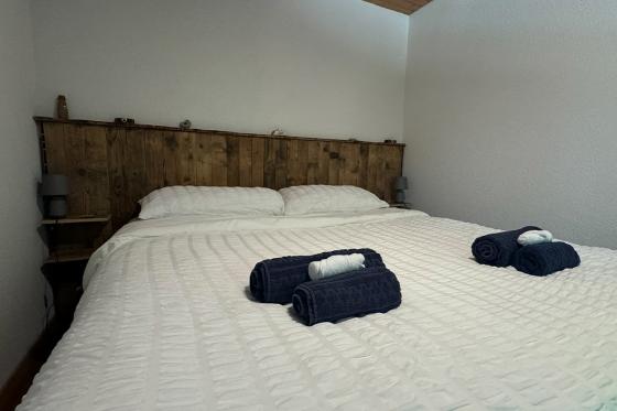 Séjour spa romantique - avec jacuzzi privatif & bouteille de champagne, pour 2 personnes 5 