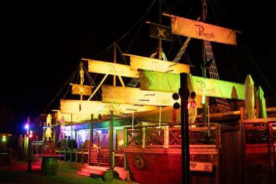 Grill-Dinner in Zürich für 2 - Piraten-Znacht inkl. 1 Flasche Prosecco 3 