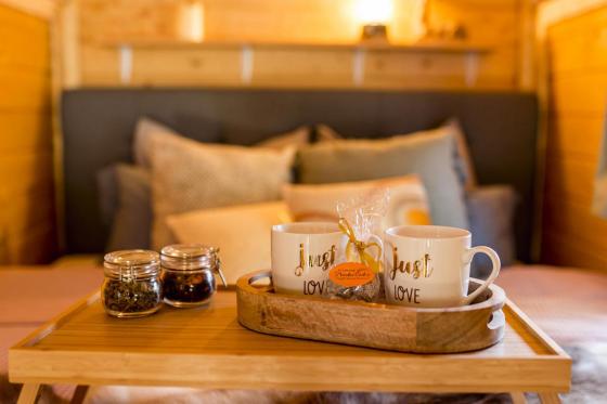 Übernachtung finnische Kota  - 1 Nacht inkl. Käsefondue und Weisswein für 2 Personen 4 