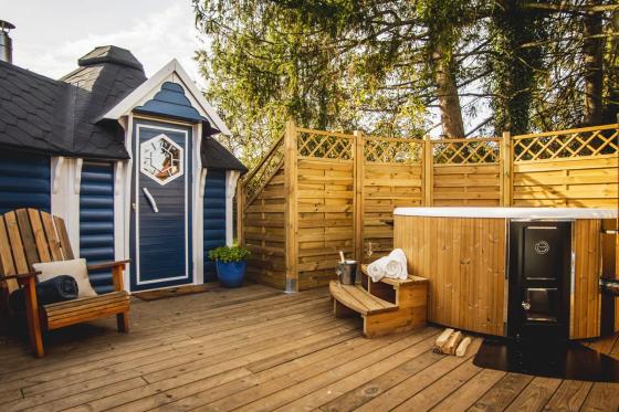 Übernachtung finnische Kota  - 1 Nacht inkl. Käsefondue und Weisswein für 2 Personen 11 