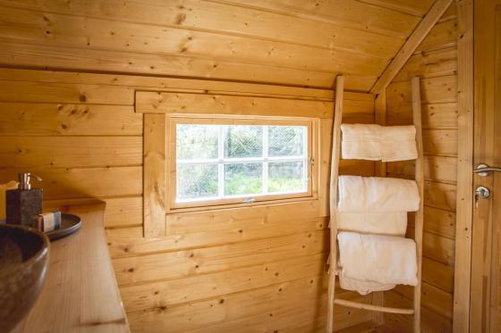 Übernachtung finnische Kota  - 1 Nacht inkl. Käsefondue und Weisswein für 2 Personen 14 