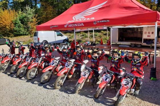 Motocross fahren - 1h Schnupperkurs für 1 Kind | Mittwoch 4 