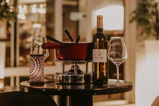 Fondue moitié-moitié  - Avec meringue gourmande pour 2 personnes  