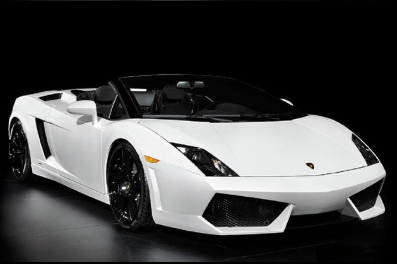 Lamborghini selber fahren - 1 Stunde ab Zürich  