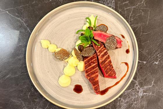 Trüffelmenü für 2 Personen - Gourmet-Erlebnis mit Premium Prosecco in Zürich  