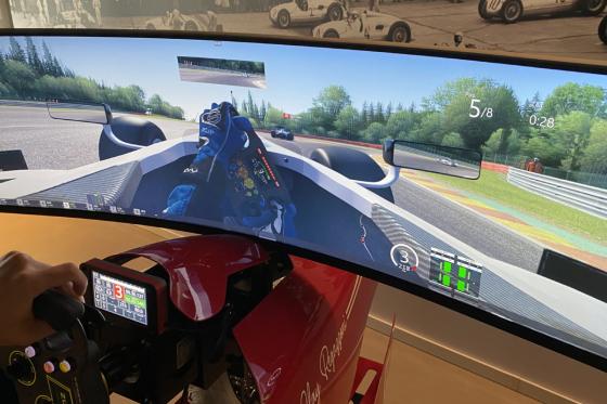 Formel-1-Simulator  - 30 Minuten Rennsport-Erlebnis für 2 Personen 2 