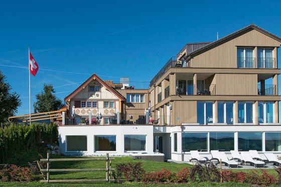 Helikopter-Weekend für 2 - mit Übernachtung, Dinner und Wellness 1 