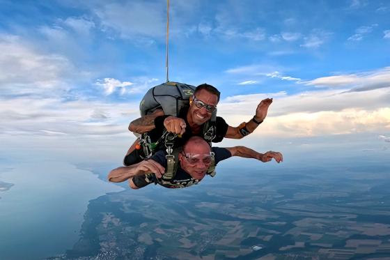 Skydiving - VS/VD/NE 4 
