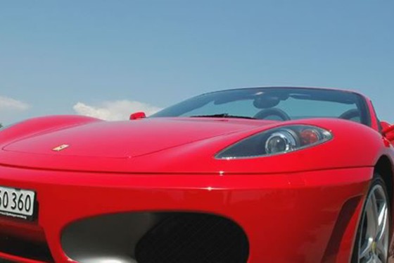 Ferrari fahren - 1 Stunde  