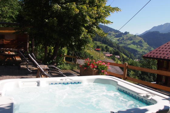 Nuit dans une roulotte - 1 nuit, avec petit déjeuner et libre accès à l'espace bien-être 3 