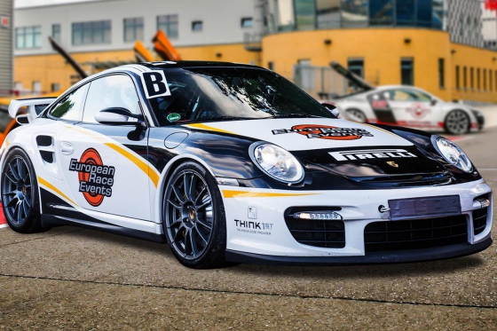 2 Runden fahren oder Racetaxi - Lamborghini, McLaren oder Porsche  