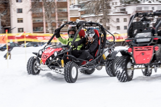 Fahrspass im Buggypark - E-Cross-Buggy selber fahren  