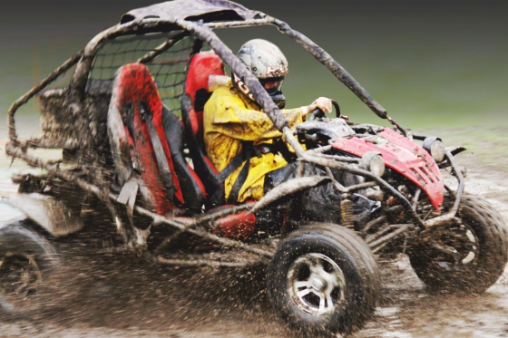 Fahrspass im Buggypark - E-Cross-Buggy selber fahren 3 