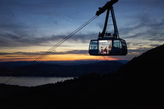 Restaurant suspendu - En Téléphérique, pour 2 personnes 1 
