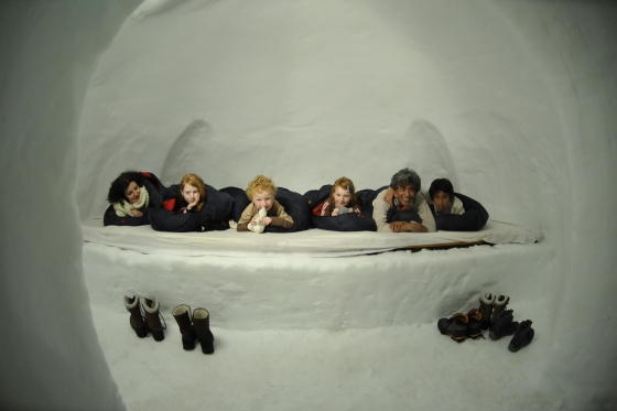 Nuit en igloo en famille - Incl. tour en raquettes et fondue 1 