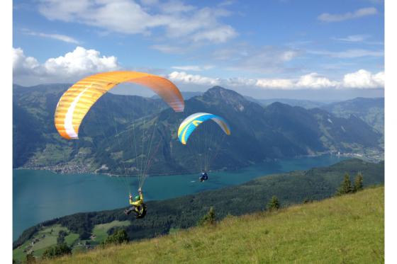 Gleitschirmfliegen - über die Innerschweizer Alpen | 30 Minuten 2 