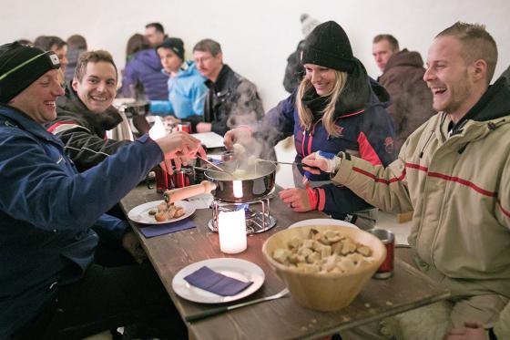 Love-Nest Iglu - Übernachtung im klassisch gebauten Iglu für 2 in Zermatt 7 